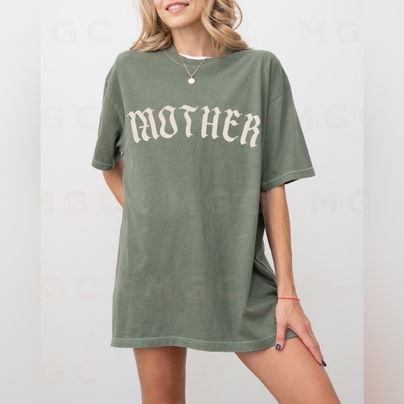 Comfort Colors Mother Tshirt - Picture 4 of 10